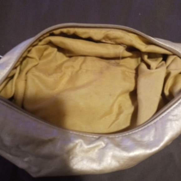 Little Girl purse with sliver buckles - Picture 3 of 4